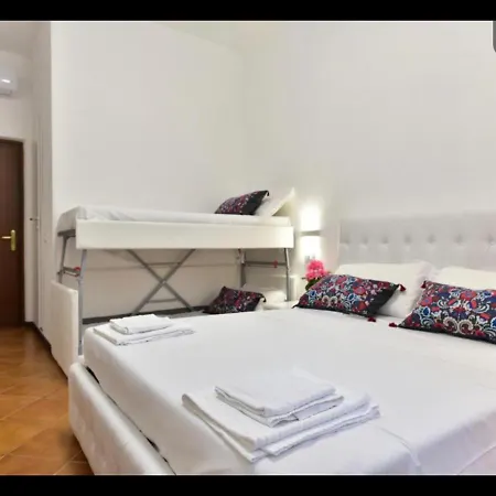 Konukevi Dream House Roma